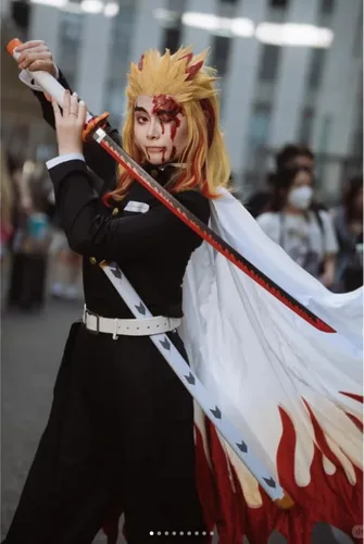 Vista 4 de Disfraz de kimono de Demon Tanjiro con arete para cosplay de Shinobu Zenitsu Giyuu Tomioka para mujeres y hombres