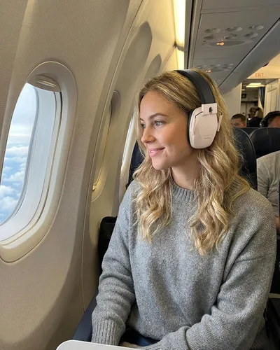 Vista 42 de ProCase NRR 28dB Noise Reduction Ear Muffs, Foldable Adjustable Noise Cancelling Headphones