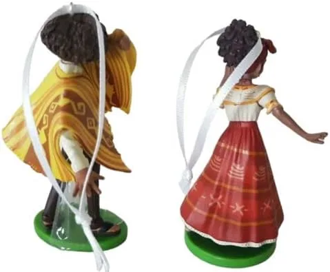Vista 2 de ENCANTO - Juego de 9 figuras de PVC de Mirabel Isabela Luisa Bruno Antonio