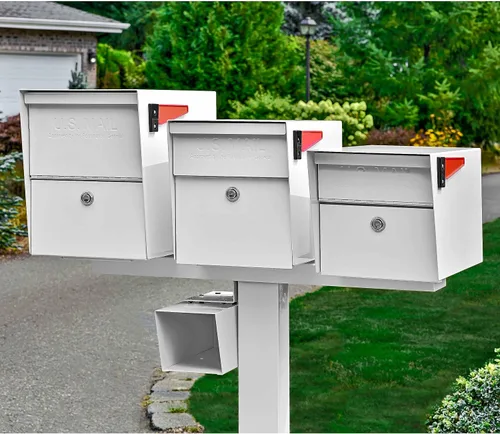Vista 2 de Mail Boss 7139 Barra espaciadora de caja para aplicaciones de tres buzones, 3, Blanco Alpino Mounts multiple Mail Boss mailboxes on one post