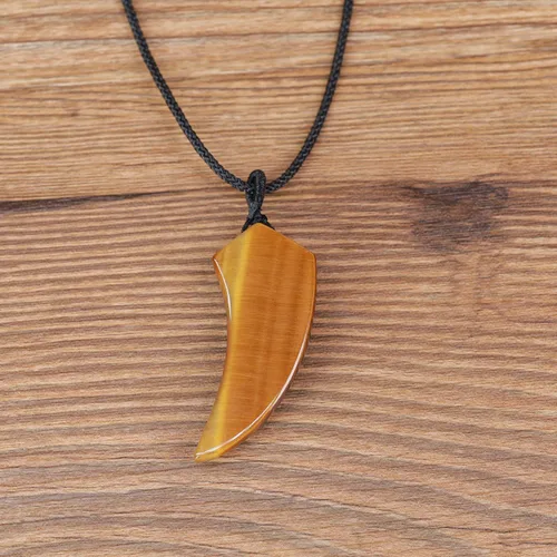 Vista 4 de COAI Collar con colgante de piedra de amuleto de diente de lobo para hombre y mujer, Piedra