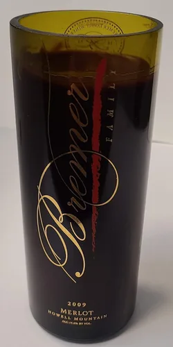 Vista 3 de 2009 Bremer Family Merlot Wine Bottle Candle - Authentic Wine Label - Unscented Handcrafted Candle - Eco-Friendly Home Decor