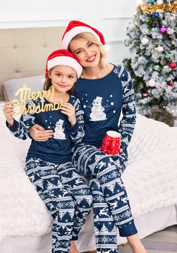 Vista 5 de Ekouaer Pijamas de Navidad para la familia, pijamas de manga larga a juego con pantalones a cuadros, ropa de dormir suave para descansar