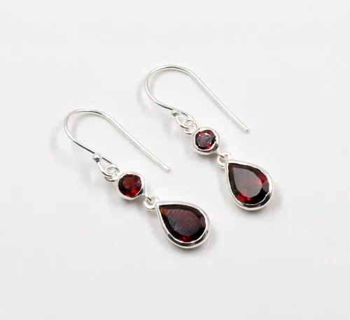 Vista 3 de Collar de granate de diseñador, conjunto de joyas de granate, collar de granate facetado, joyería de granate, pendiente de regalo para mujer