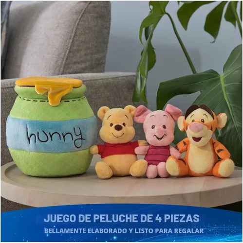 Vista 2 de GUND Disney Winnie the Pooh - Juego de 4 piezas de juguetes sensoriales