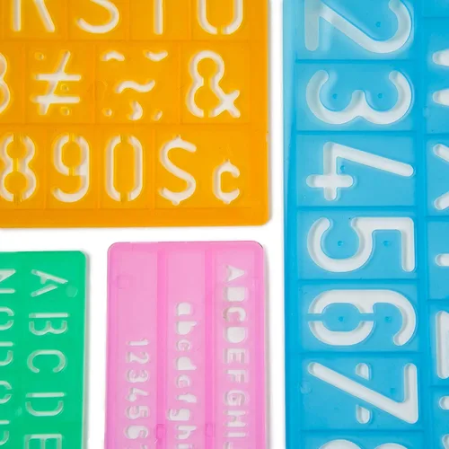 Vista 3 de Paquete de 12: plantillas de letras romanas por Artist's Loft™