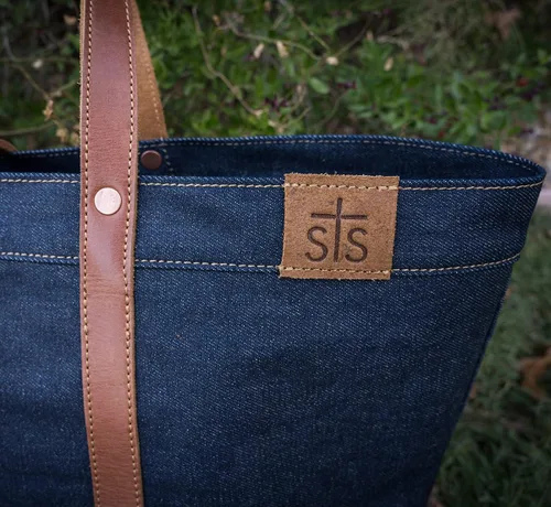 Vista 4 de STS Ranchwear Bolso de mano multifuncional para mujer, estilo casual, para uso diario, colección Bayou, color azul, Azul (Denim), Bolso de mano