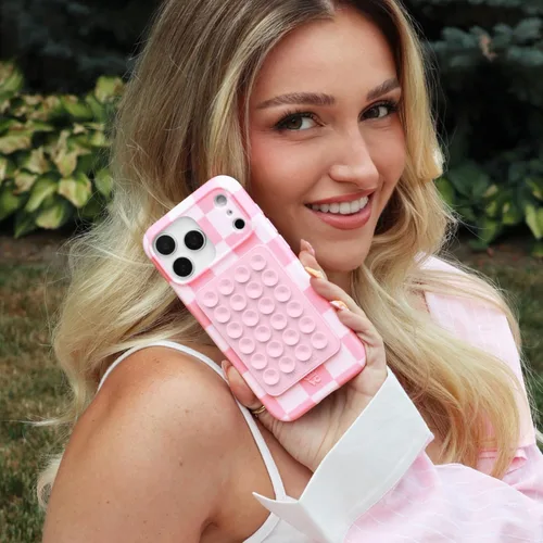 Vista 1280 de VELVET CAVIAR Funda para iPhone 15, compatible con MagSafe, probada contra caídas de 10 pies, fundas protectoras de diseño, leopardo color rosa