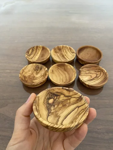 Vista 6 de Juego de 6 mini cuencos de madera de olivo hechos a mano, mini cuencos de madera hechos a mano