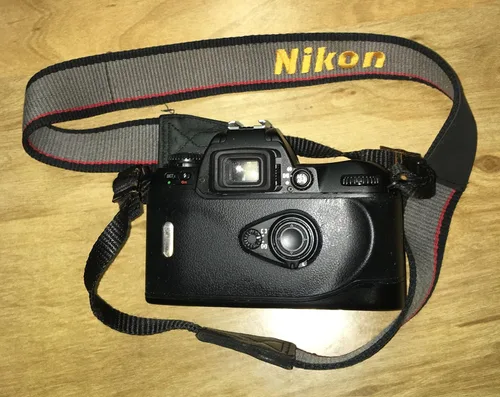 Vista 3 de Nikon Cámara de película SLR N80 de 1.378 in (solo cuerpo)
