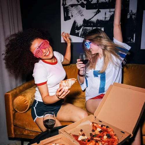 Vista 6 de Gafas LED de neón que brillan en la oscuridad, suministros de fiesta para niños y adultos, paquete de 152430