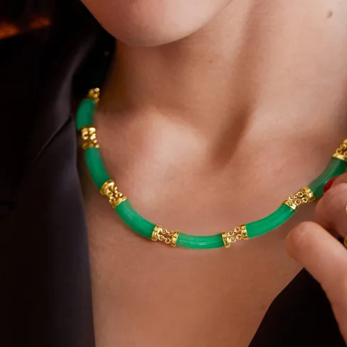 Vista 3 de Ross-Simons Collar de jade curvo en oro de 18 quilates sobre plata esterlina, Gema, Jade