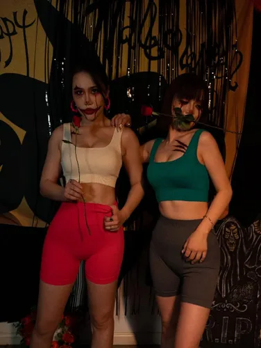 Vista 6 de OQQ - Pantalones cortos de yoga para mujer acanalados sin costuras de cintura alta leggings atléticos 3 piezas