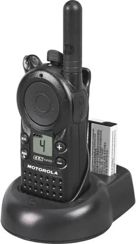 Vista 2 de Motorola Radio de dos vías 5 millas profesional 4 canales UHF , Negro