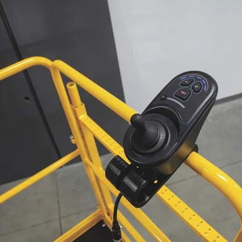 Vista 3 de Metaltech Climb-N-Go motorizado para todos los andamios Metaltech Baker Model# I-CNG