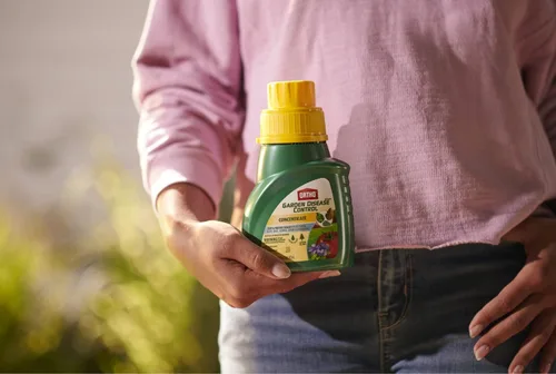 Vista 8 de Ortho MAX Garden Concentrado de control de enfermedades para insectos, 16 oz.