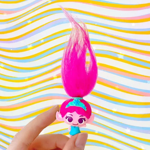 Vista 4 de Dreamworks Trolls Band Together Mineez 5 Trolls Pack sorpresa - Los estilos pueden variar