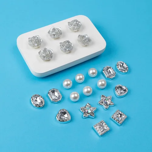 Vista 3 de Mon Caramel Dijes de flores de margarita para zapatos, dijes brillantes de cristal de perlas para niñas y mujeres, regalo de 20