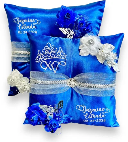 Vista 12 de Almohada para zapatos de quinceañera, azul, hecha a mano y personalizada para ti.