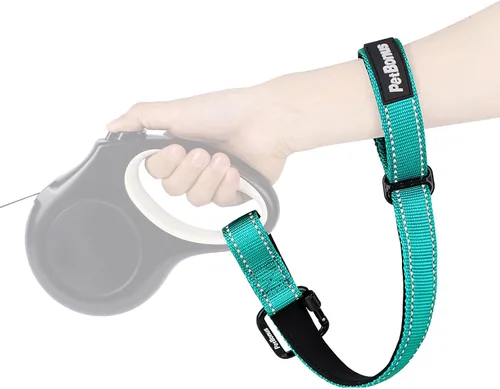 Vista 8 de PetBonus Correa de muñeca para perro, correa de seguridad para correa retráctil, correa corta reflectante con cerradura y mango acolchado suave