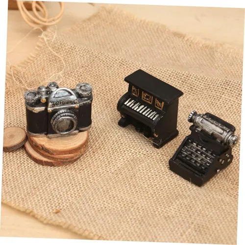 Vista 5 de BESPORTBLE 6 piezas de adornos de resina artesanías decoración mini habitación mini electrodomésticos juguete motosierras mini cosas miniaturas
