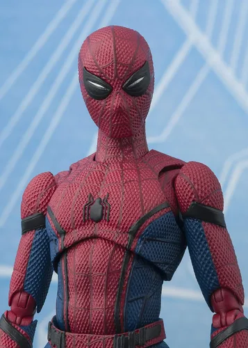 Vista 4 de Bandai S.H. Figuarts Spider Man (Hombre araña: Lejos de casa)
