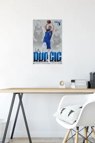 Vista 6 de Trends International NBA Dallas Mavericks - Póster de pared de Luka Doncic 22, 14.725 x 22.375 pulgadas, paquete de póster premium y alfiler