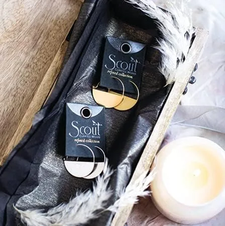 Vista 4 de Scout Curated Wears - Colección de Pendientes Refinados - Aro LunarVermeil Dorado, Vermeil oro de 18 quilates, No es una piedra preciosa