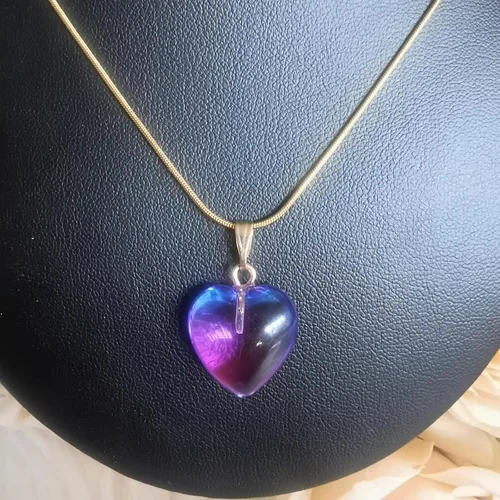 Vista 5 de Xeahung 12 colgantes en forma de corazón, cuentas de cristal de cristal para hacer joyas, pulseras, aretes, collares, adultos, proyectos