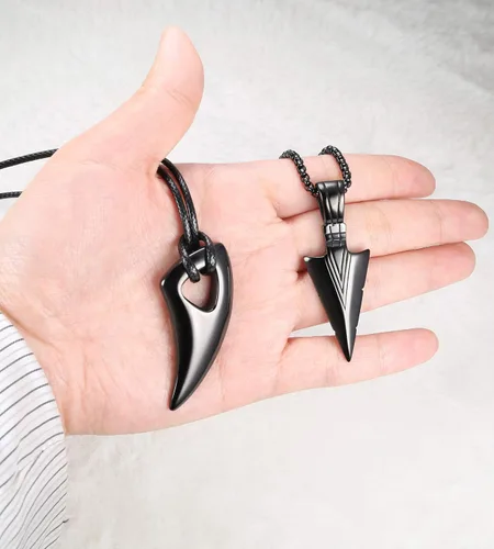 Vista 7 de Jstyle Juego de 2 collares con dije de acero inoxidable para hombre con punta de lanza y dientes de lobo