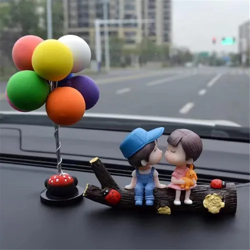 Vista 9 de Adornos lindos para parejas, decoración de automóvil, dibujos animados lindos, figuras de acción para parejas, adorno de globo, decoración de globo