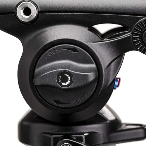Vista 7 de Benro Cabezal de video fluido de base plana S4 PRO, 8.8 lb. máx. Contrapeso de 2 pasos (1 y 2), soportes de accesorios de 1/4"-20, montaje de cabeza