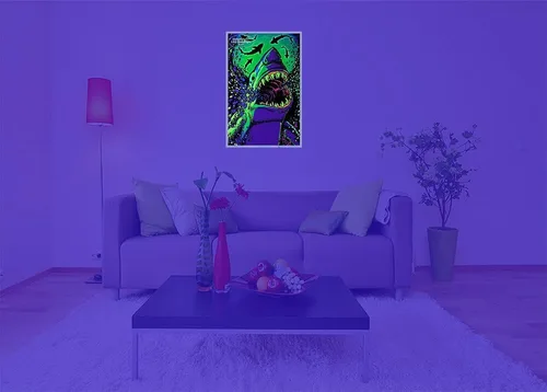 Vista 5 de Scorpio Posters Shark Attack - Póster de luz negra, flocado, 23 x 35 pulgadas