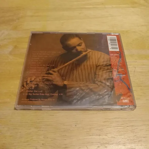 Vista 2 de Najee toca canciones de la clave de la vida: Un homenaje a Stevie Wonder