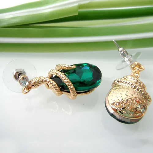 Vista 4 de Navachi Pendientes colgantes de gota de serpiente con forma de pera multicolor de cristal chapado en oro de 18 quilates