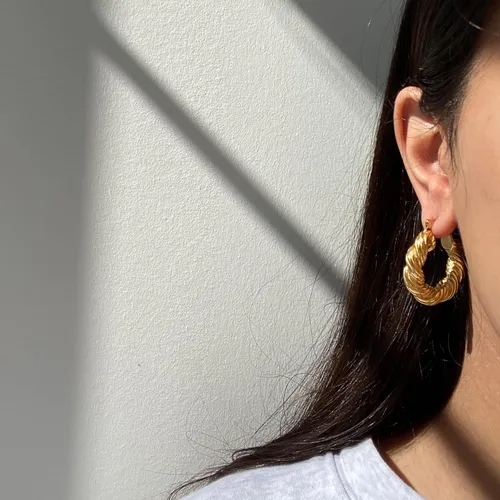 Vista 81 de Aretes de aro gruesos de oro para mujer, chapados en oro de 14 quilates, aretes de aro triple, hipoalergénicos, a la moda, aretes de aro gruesos