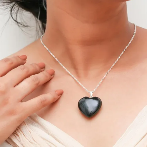 Vista 6 de Gempires Clear Quartz Heart Crystals Pendant Necklace, Heart Pendant Necklace for Women, Healing Necklace, 20 inches (18 + 2 Inch extender)