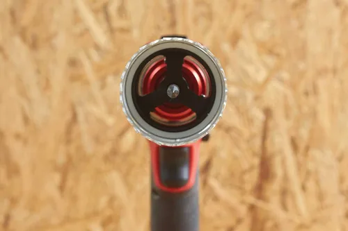 Vista 11 de Disston QUICKCORE - Juego de 13 piezas - sierras de agujero de 3/4", 7/8", 1 1/8", 1-3/8", 1-1/2", 1-3/4", 2", 2 1/8" y 2-1/2" y eje de cambio
