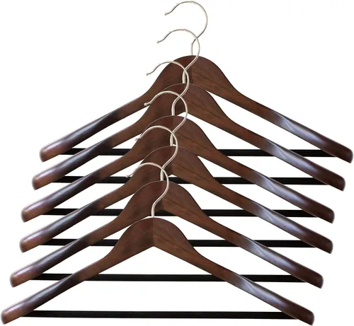 Vista 5 de B&C Home Goods Perchas de madera para abrigos y trajes, perchas de madera extra anchas con barra de terciopelo Juego de 6 almacenamiento de ropa