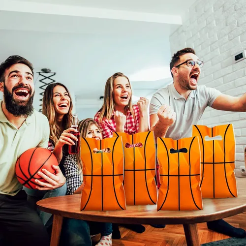 Vista 5 de Sinmoe 50 bolsas de regalo de baloncesto con asa, bolsas de plástico para regalos de fiesta de baloncesto, bolsa de dulces para niños y hombres