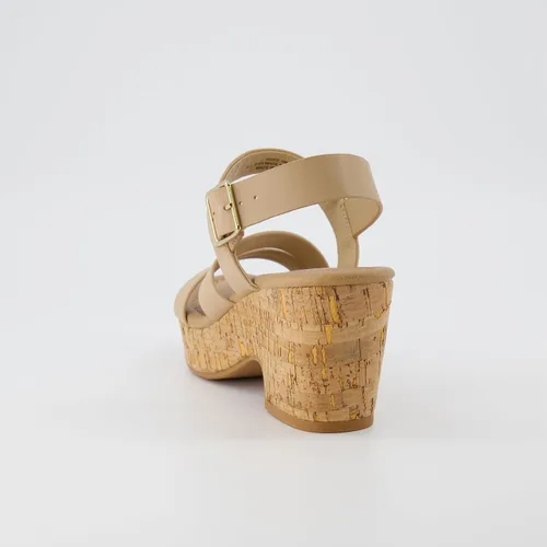 Vista 5 de CUSHIONAIRE Sandalia Russ de cuña de corcho para mujer + espuma viscoelástica, anchos disponibles