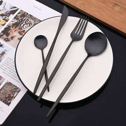 Vista 3 de JASHII Juego de cubiertos mate de 36 piezas con mango plano acabado satinado negro acero inoxidable cubiertos servicio para 6 para cocina casera