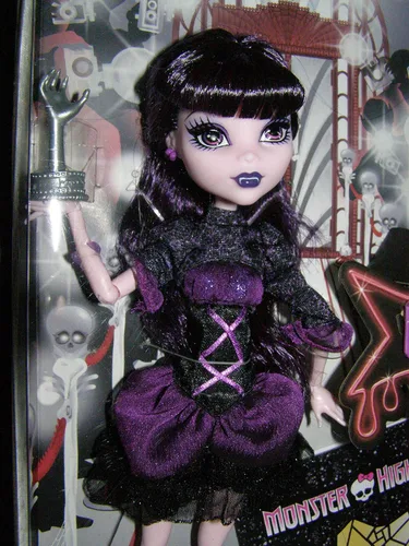 Vista 4 de Mattel Monster High Frights, Camera, Action! Muñeca Elissabat