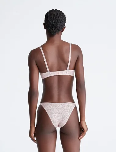 Vista 2 de Calvin Klein Tanga de pierna alta de encaje transparente Marquisette para mujer