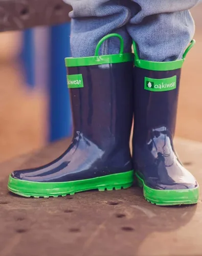 Vista 6 de OAKI Botas de lluvia de goma impermeables para niños con asas fáciles de poner