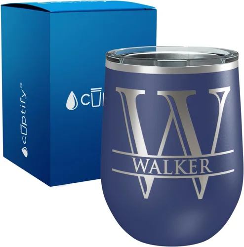 Vista 37 de Vaso personalizado de regalo de cumpleaños para mujeres y hombres, con monograma de escritura dividida, inicial y nombre grabado en negro, taza