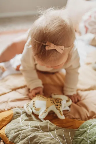 Vista 4 de Crane Baby Alfombra de juego, alfombra de suelo para bebés y niños pequeños, 36 x 36 pulgadas, zoológico safari