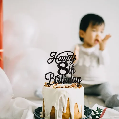 Vista 4 de Rsstarxi 1 paquete de decoración para tarta de cumpleaños 8 con purpurina negra de 8 años y fabulosos saludos a 8 años de edad, para celebrar el 8º