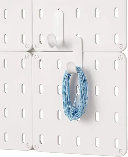 Vista 2 de iDesign Cade - Organizador modular de plástico sin BPA para colgar, ganchos de almacenamiento individuales, 4.88 x 2.67 x 1.25 pulgadas, blanco mate