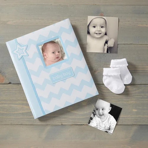 Vista 4 de Álbum de recuerdos "Dream Big" para bebé, marca Lil 'Peach, Cheurón azul, Azul Babybook Chevron Azul